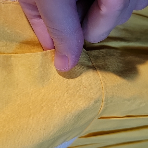 Vintage Yellow Pleat Dress - Picture 13 of 16